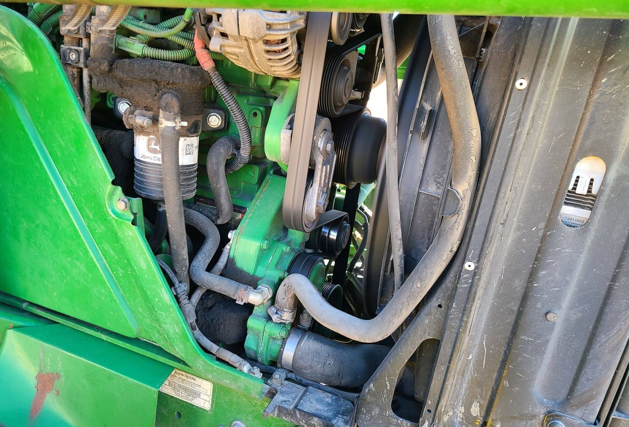 2015 John Deere 6125R